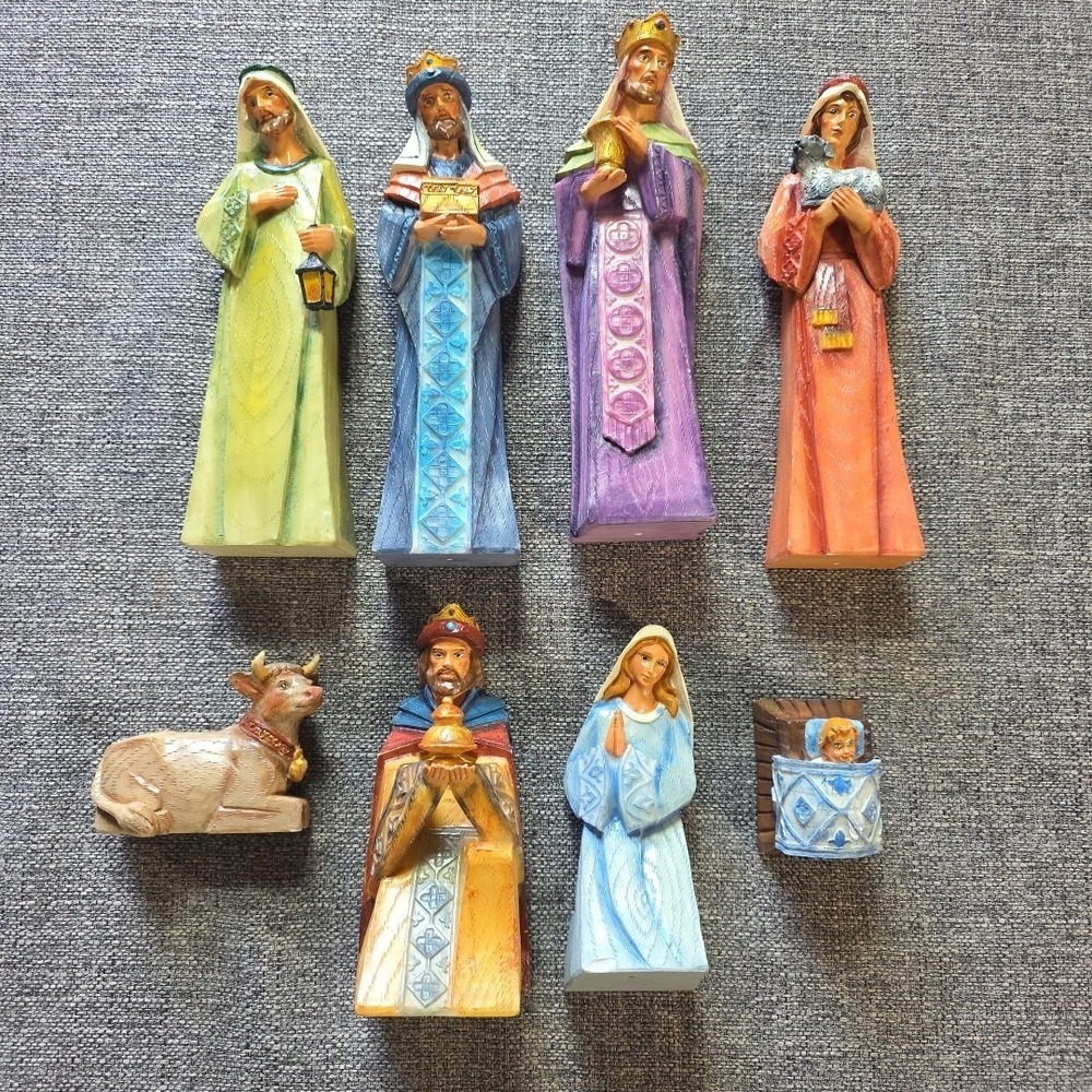 Christmas Nativity Set Wiseman Jospeh Mary Jesus Resin Squared Body‎ Design 8 Pc